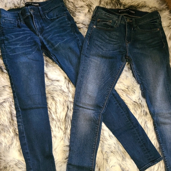 🔴SOLD🔴Express Super Soft legging style jeans - Picture 1 of 3